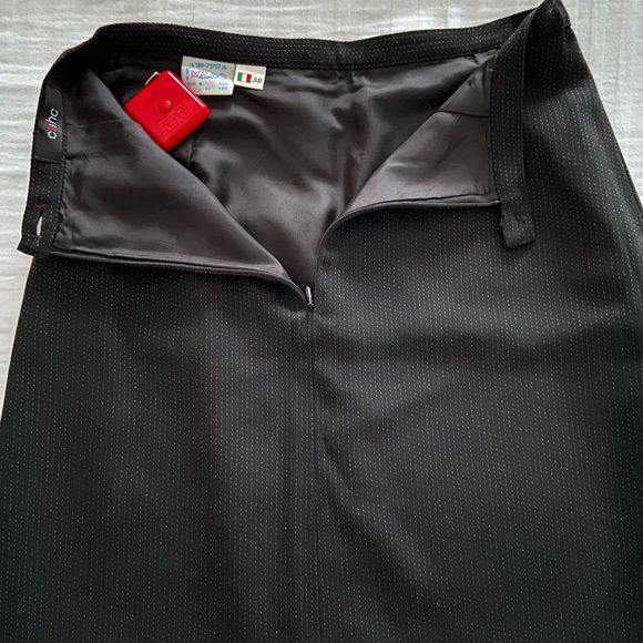 Like New Black& White Striped Dress Suit 2pcs ( jacket and skirt) - Picture 13 of 16